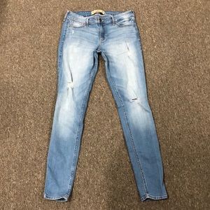 Hollister light wash distress super skinny jeans